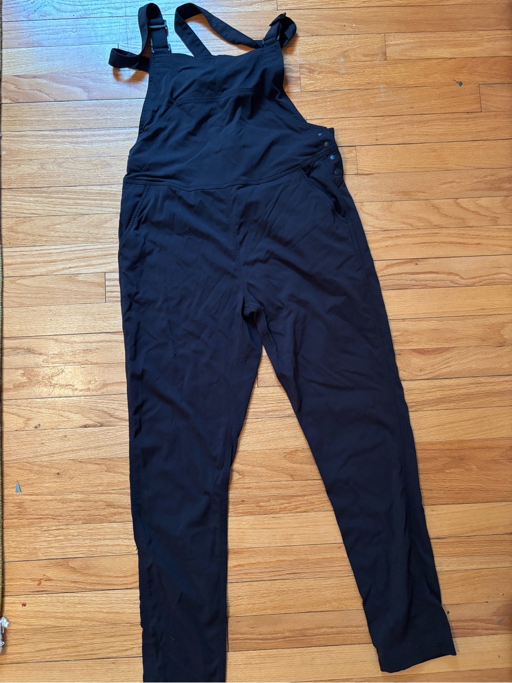 Fly low women’s overall. Size medium. Good used condition